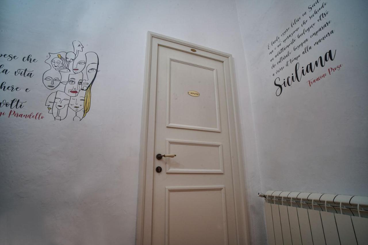 B&B Al Centro อากริเจนโต ภายนอก รูปภาพ