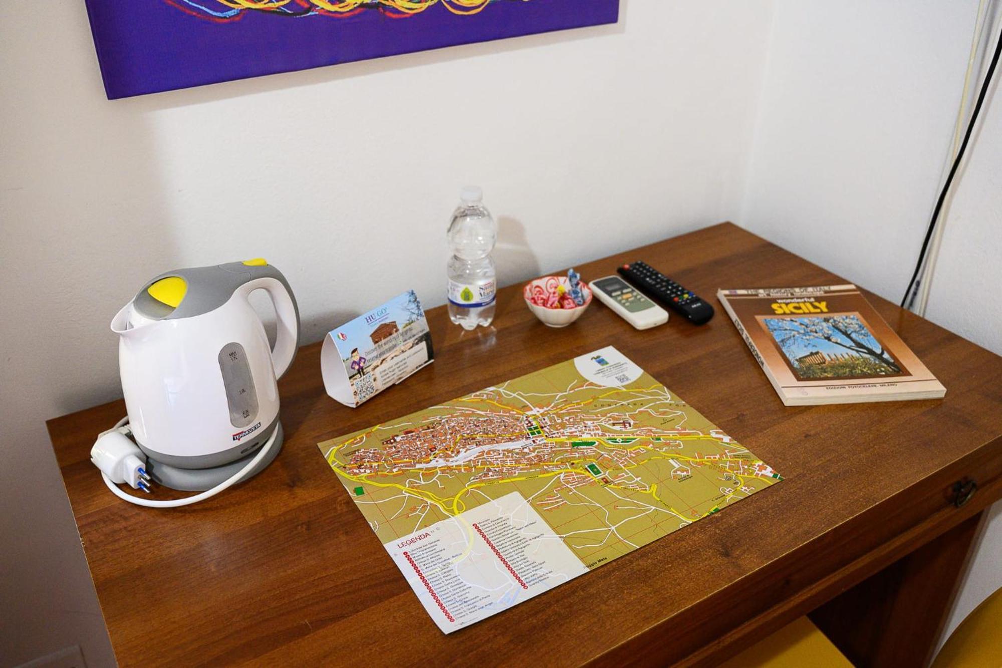 B&B Al Centro อากริเจนโต ภายนอก รูปภาพ